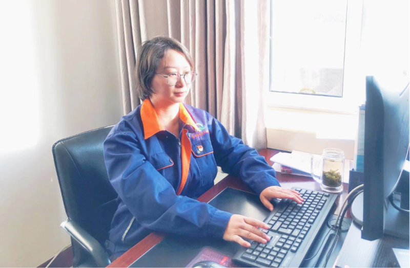 省物產(chǎn)集團(tuán)黨務(wù)工作者、先進(jìn)模范持續(xù)熱議黨的二十大精神（二）