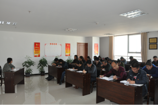 集團(tuán)黨委委員、副總經(jīng)理劉玲同志宣講黨的十九大精神
